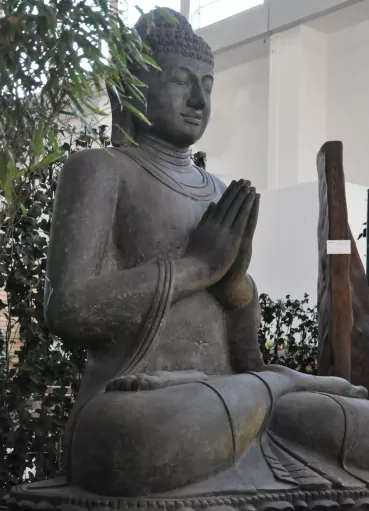 Buddha sitzend H 2,0 m